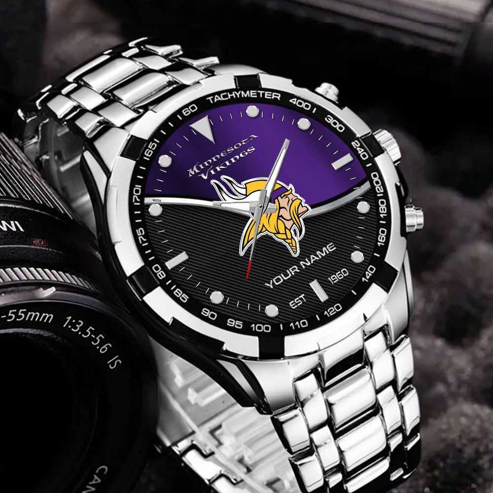 Minnesota Vikings VITWATK3548 Custom Name Elegant Fashion Design Watch